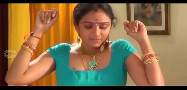  Anagarigam hot scenes waheeda seduced by young man